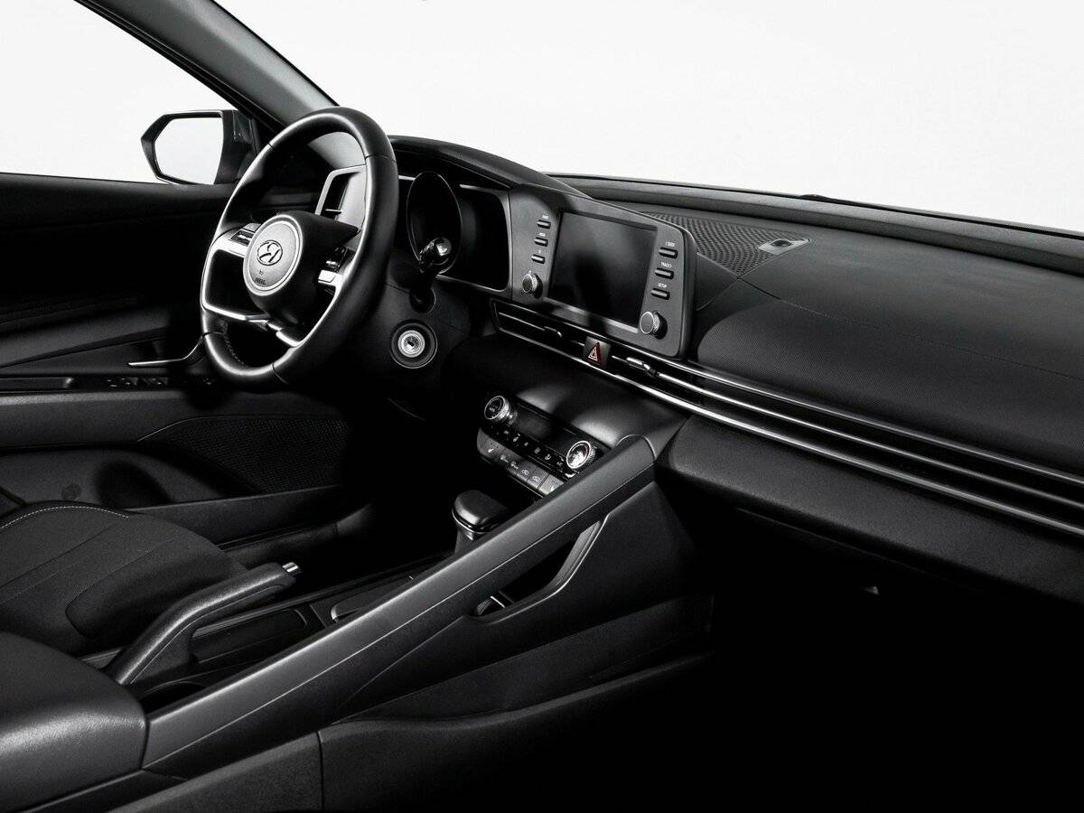 Б/У Хендай Елантра 2021 года. Фото: #8