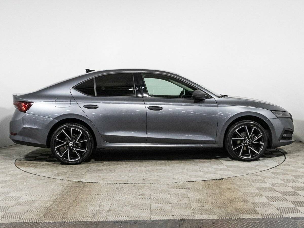 Б/У Шкода Октавия 2020 года. Фото: #3