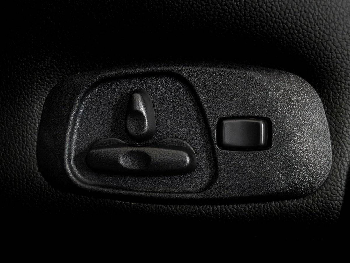 Б/У Митсубиши Паджеро 2012 года. Фото: #11