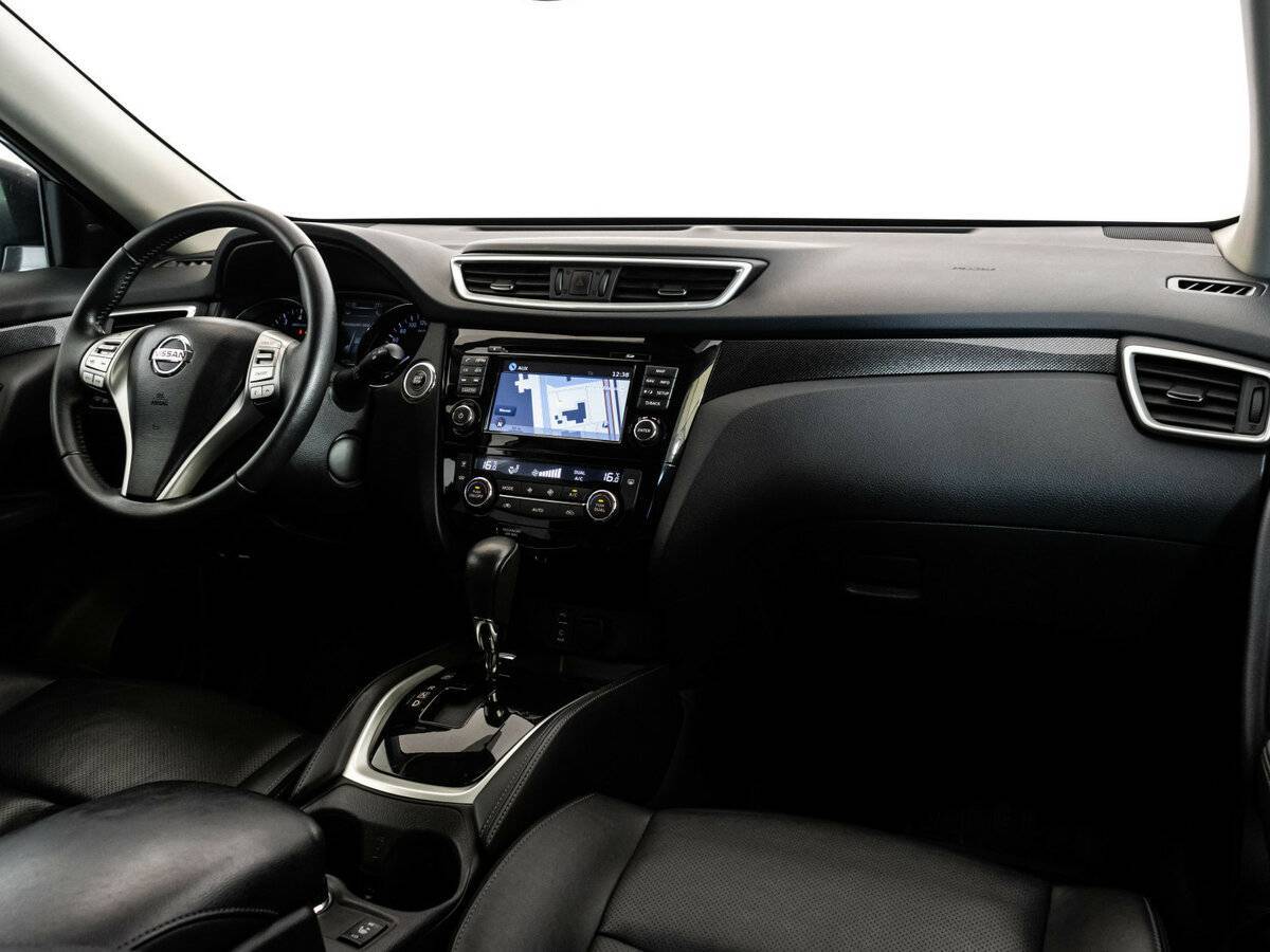 Б/У Ниссан Икс-Трейл 2016 года. Фото: #8