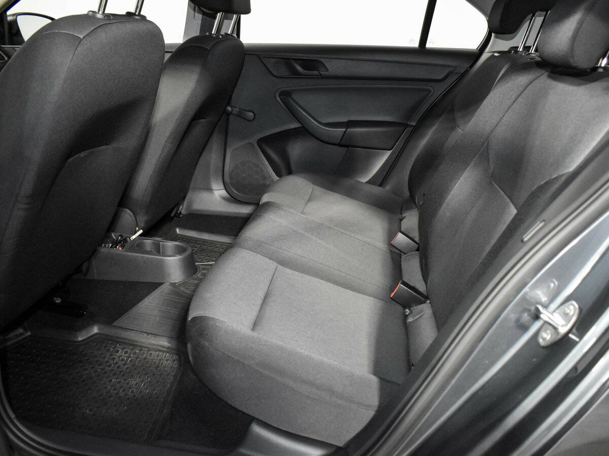 Б/У Шкода Рапид 2014 года. Фото: #10