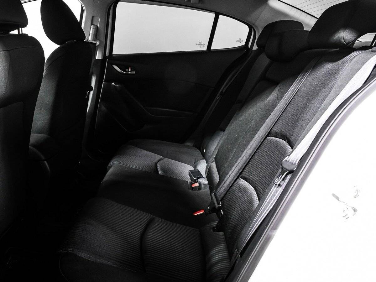 Б/У Мазда 3 2014 года. Фото: #11