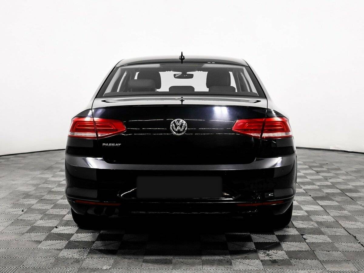 Б/У Фольксваген Пассат 2018 года. Фото: #5