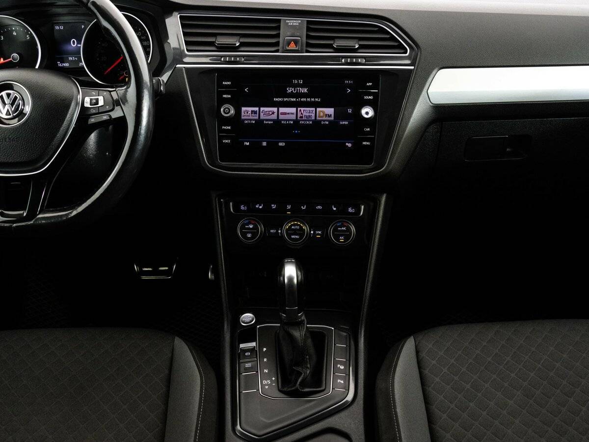 Б/У Фольксваген Тигуан 2017 года. Фото: #9