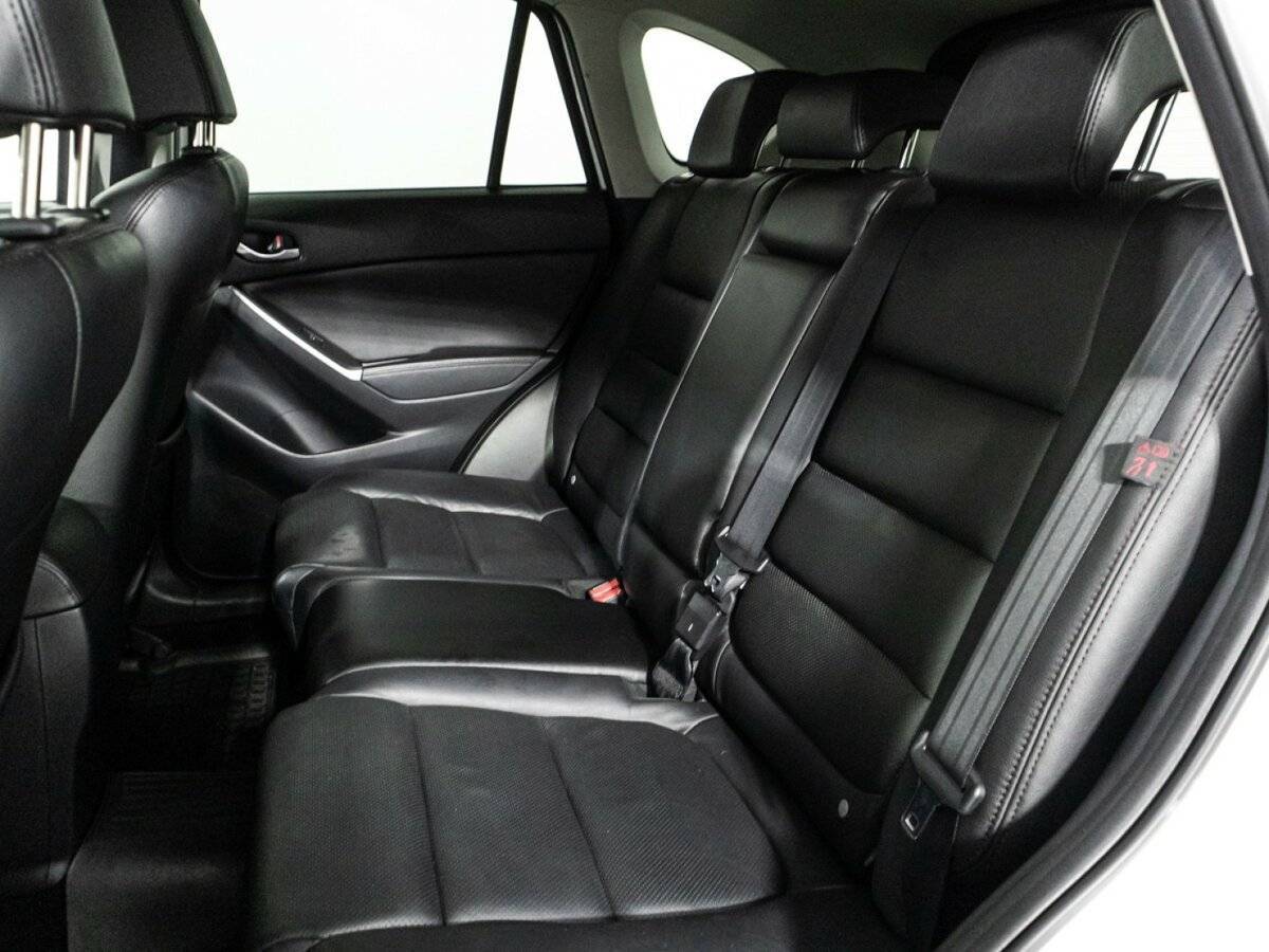 Б/У Мазда Ц-Икс-5 2015 года. Фото: #9