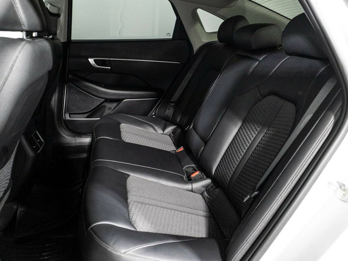 Б/У Хендай Соната 2020 года. Фото: #9