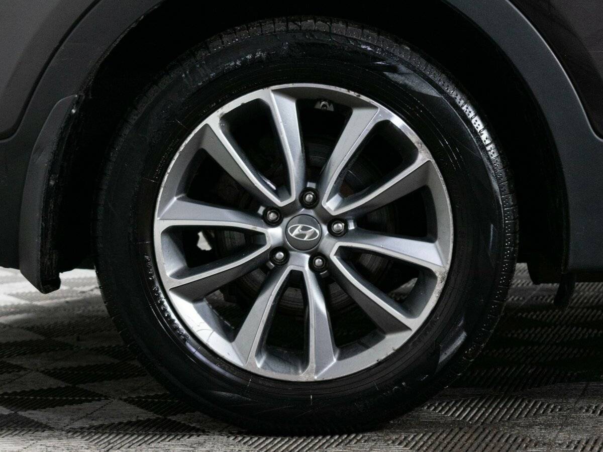 Б/У Хендай Санта Фе 2017 года. Фото: #19