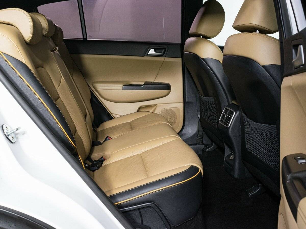 Б/У Киа Спортейдж 2018 года. Фото: #9