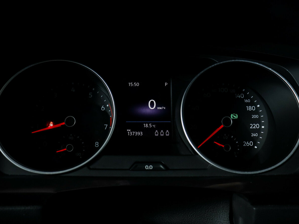 Б/У Фольксваген Тигуан 2017 года. Фото: #8