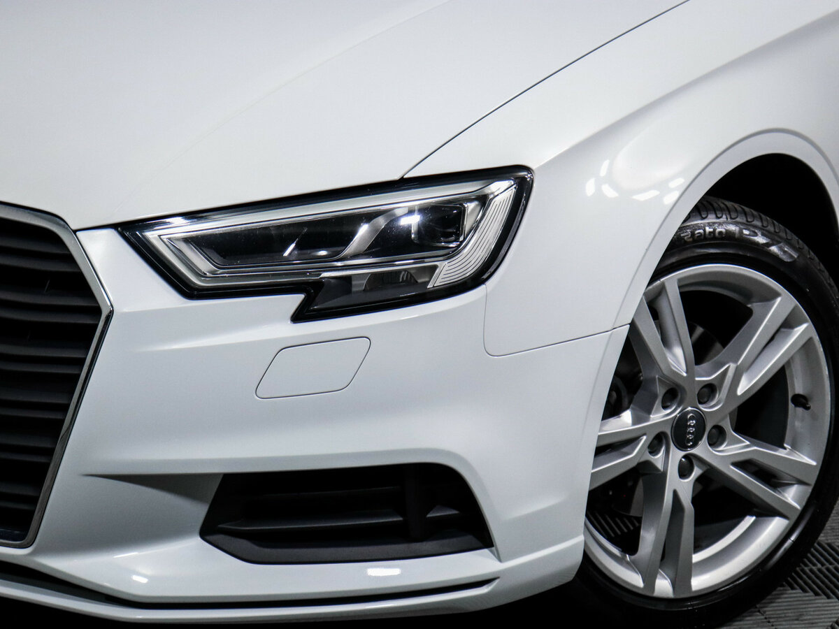 Б/У Ауди А3 2018 года. Фото: #12