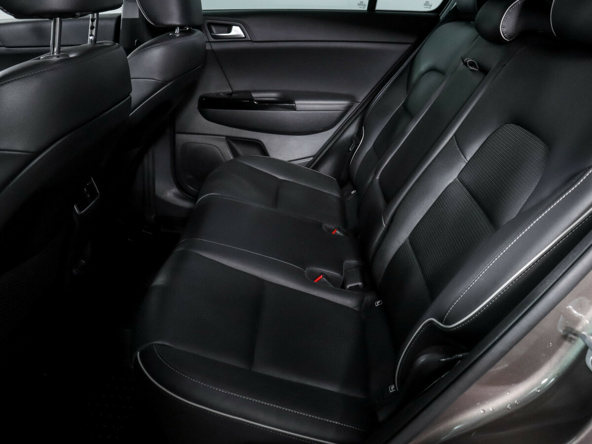 Б/У Киа Спортейдж 2018 года. Фото: #7