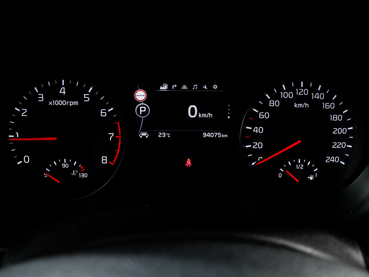 Б/У Киа Спортейдж 2018 года. Фото: #8