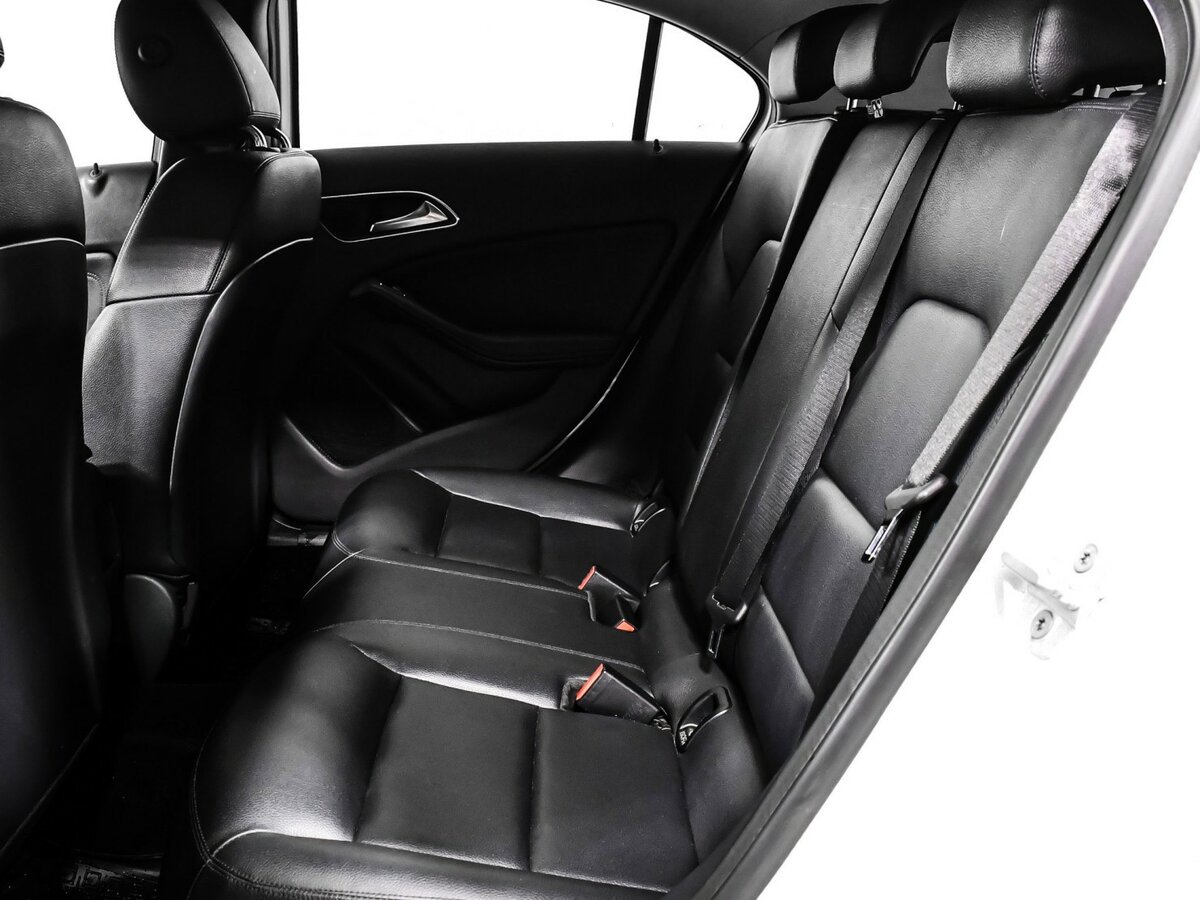 Б/У Мерседес-Бенц А-Класс 2013 года. Фото: #10