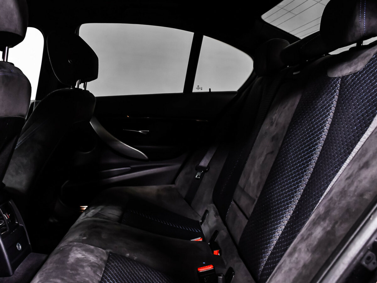 Б/У БМВ 3 серии 2016 года. Фото: #12