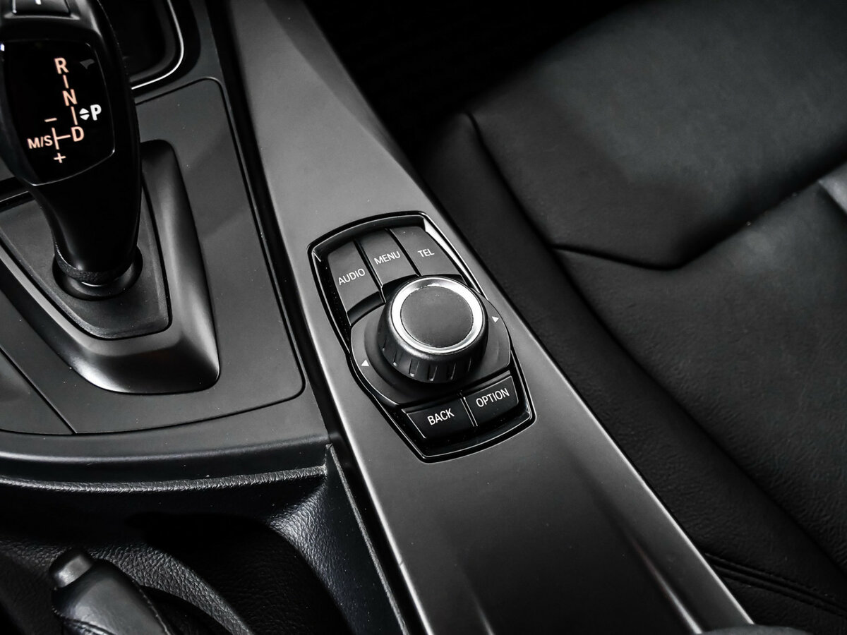 Б/У БМВ 3 серии 2013 года. Фото: #13