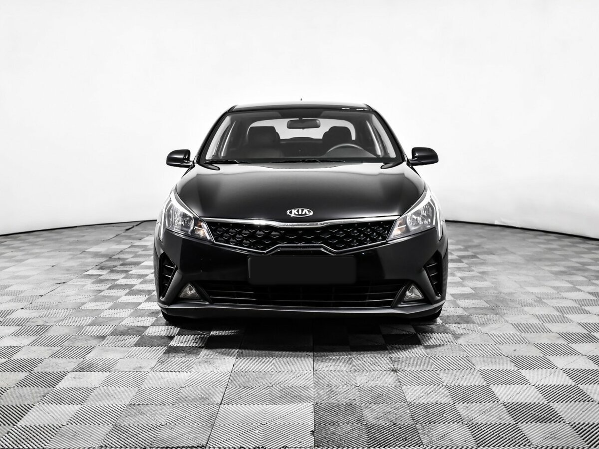 Б/У Киа Рио 2020 года. Фото: #1