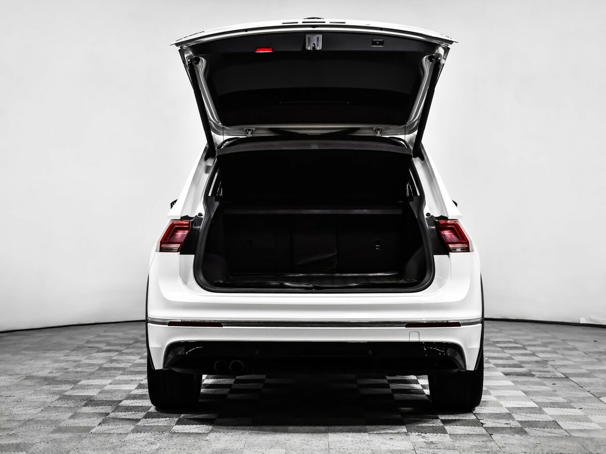 Б/У Фольксваген Тигуан 2017 года. Фото: #13