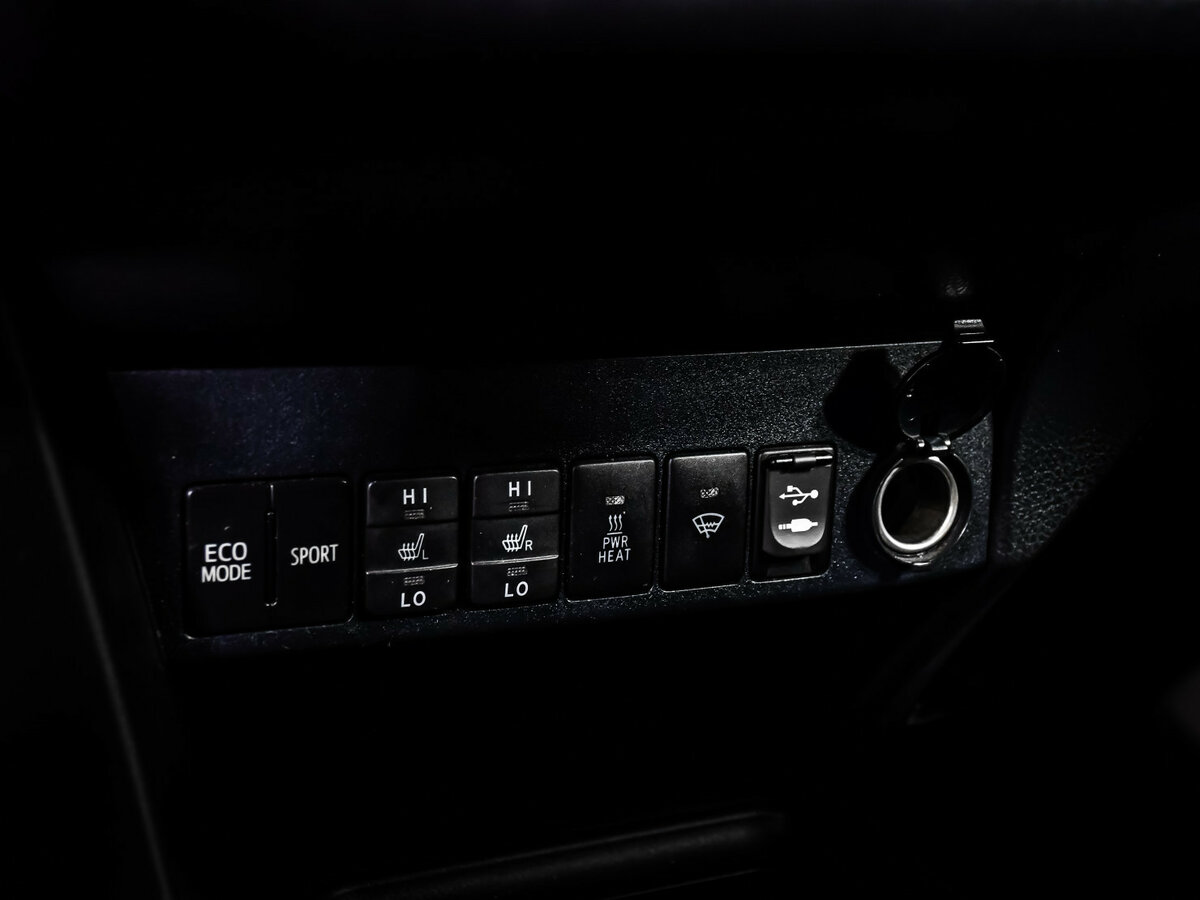 Б/У Тойота Рав4 2013 года. Фото: #13