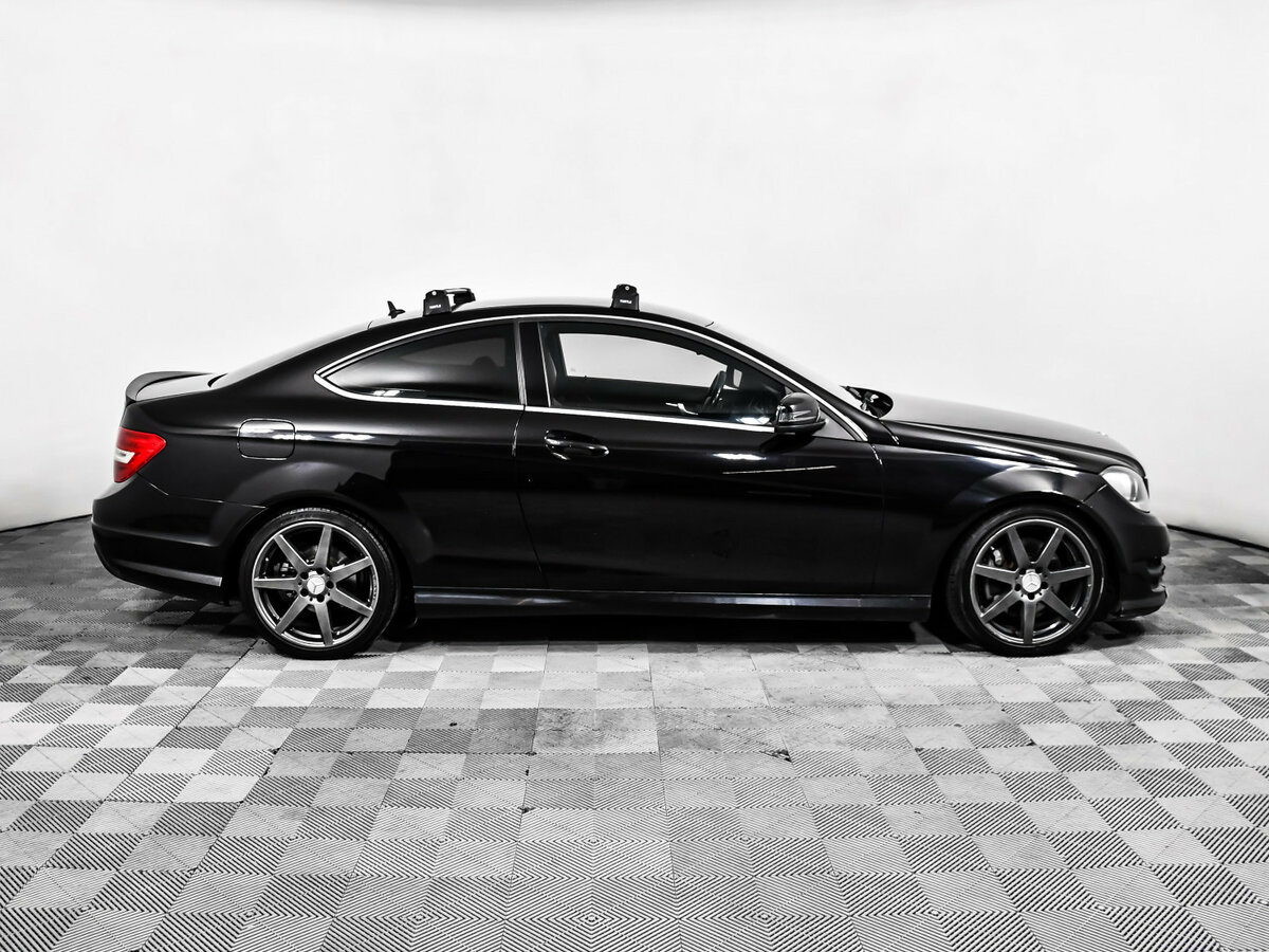 Б/У Мерседес-Бенц Ц-Класс 2012 года. Фото: #3