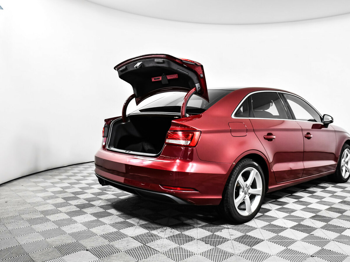 Б/У Ауди А3 2017 года. Фото: #12