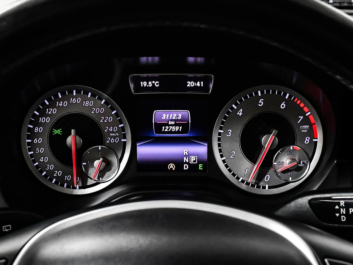 Б/У Мерседес-Бенц А-Класс 2014 года. Фото: #8