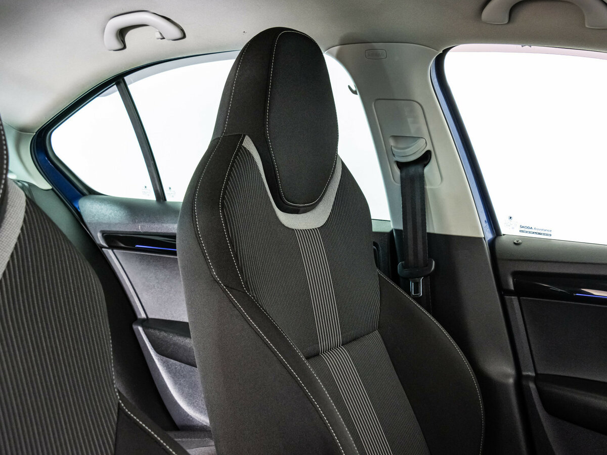 Б/У Шкода Октавия 2019 года. Фото: #12