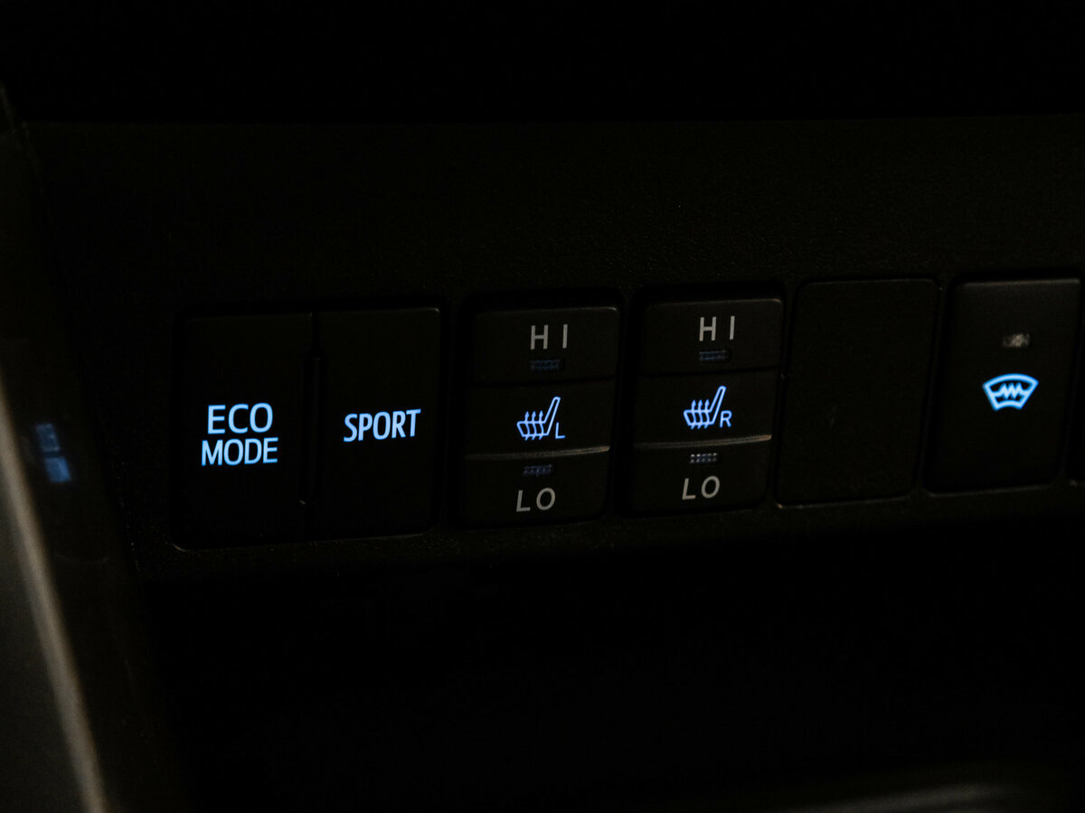 Б/У Тойота Рав4 2019 года. Фото: #18