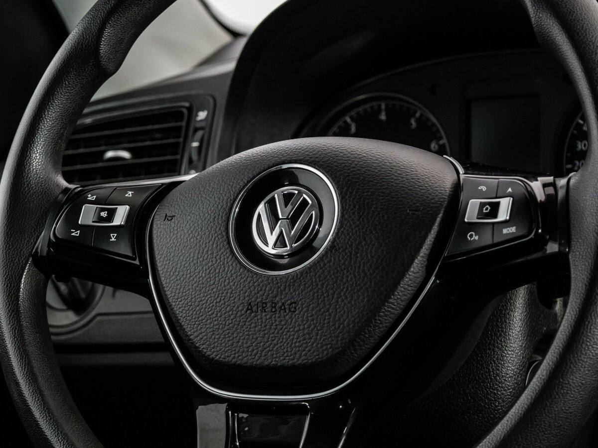 Б/У Фольксваген Поло 2016 года. Фото: #8