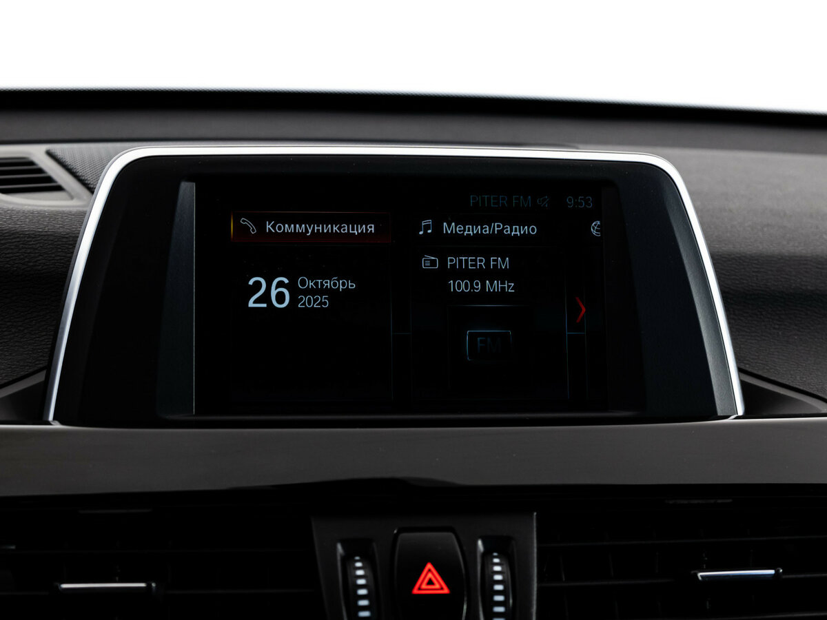 Б/У БМВ Икс1 2017 года. Фото: #11