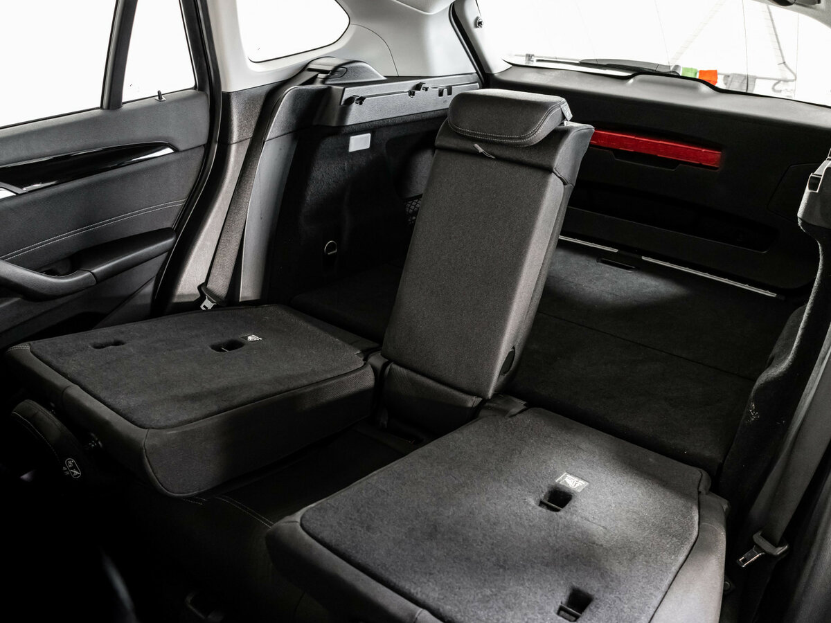 Б/У БМВ Икс1 2017 года. Фото: #19