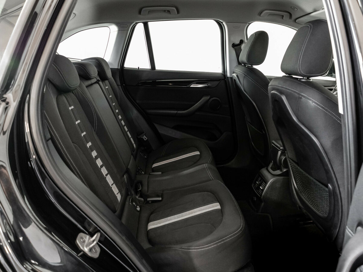 Б/У БМВ Икс1 2017 года. Фото: #20