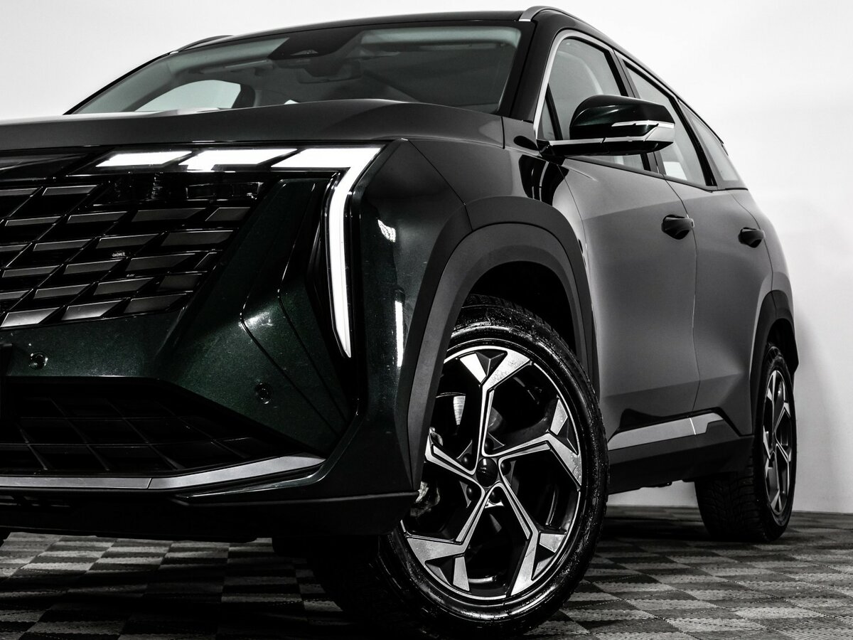 Б/У Джили Атлас 2023 года. Фото: #1