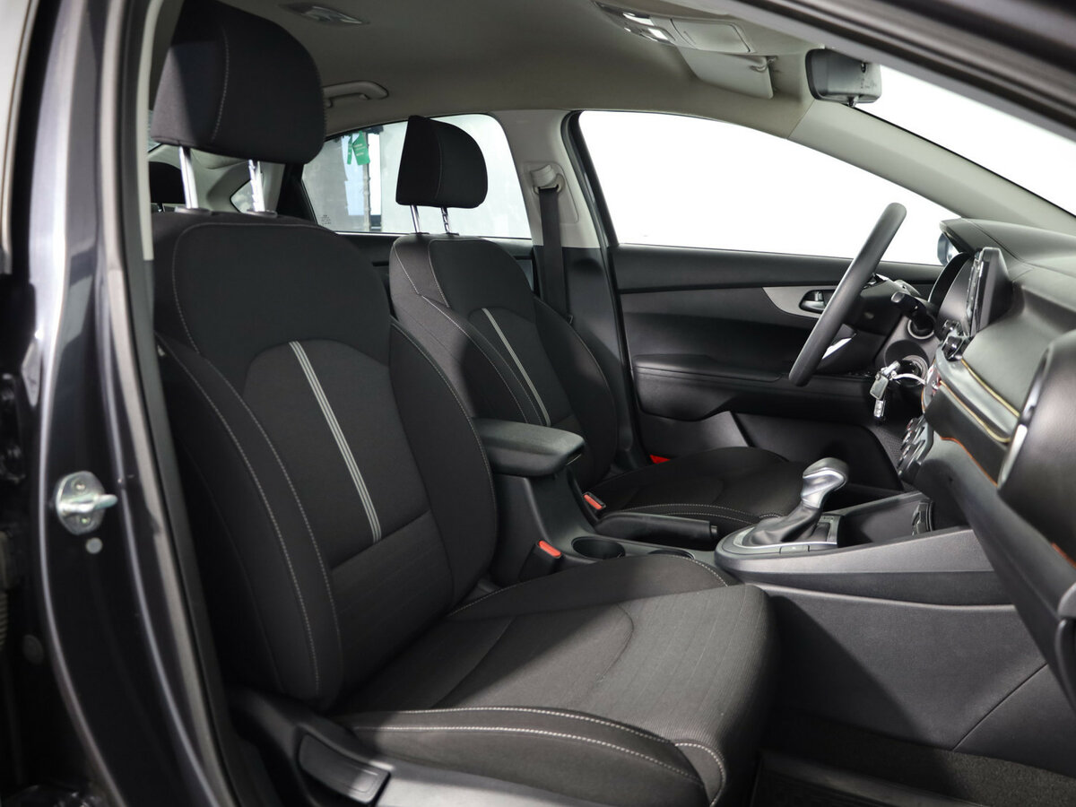 Б/У Киа Церато 2018 года. Фото: #6