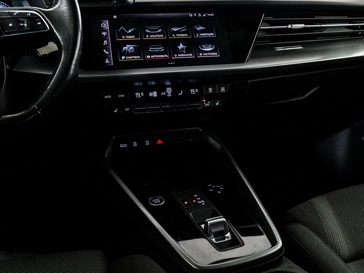 Б/У Ауди А3 2021 года. Фото: #9