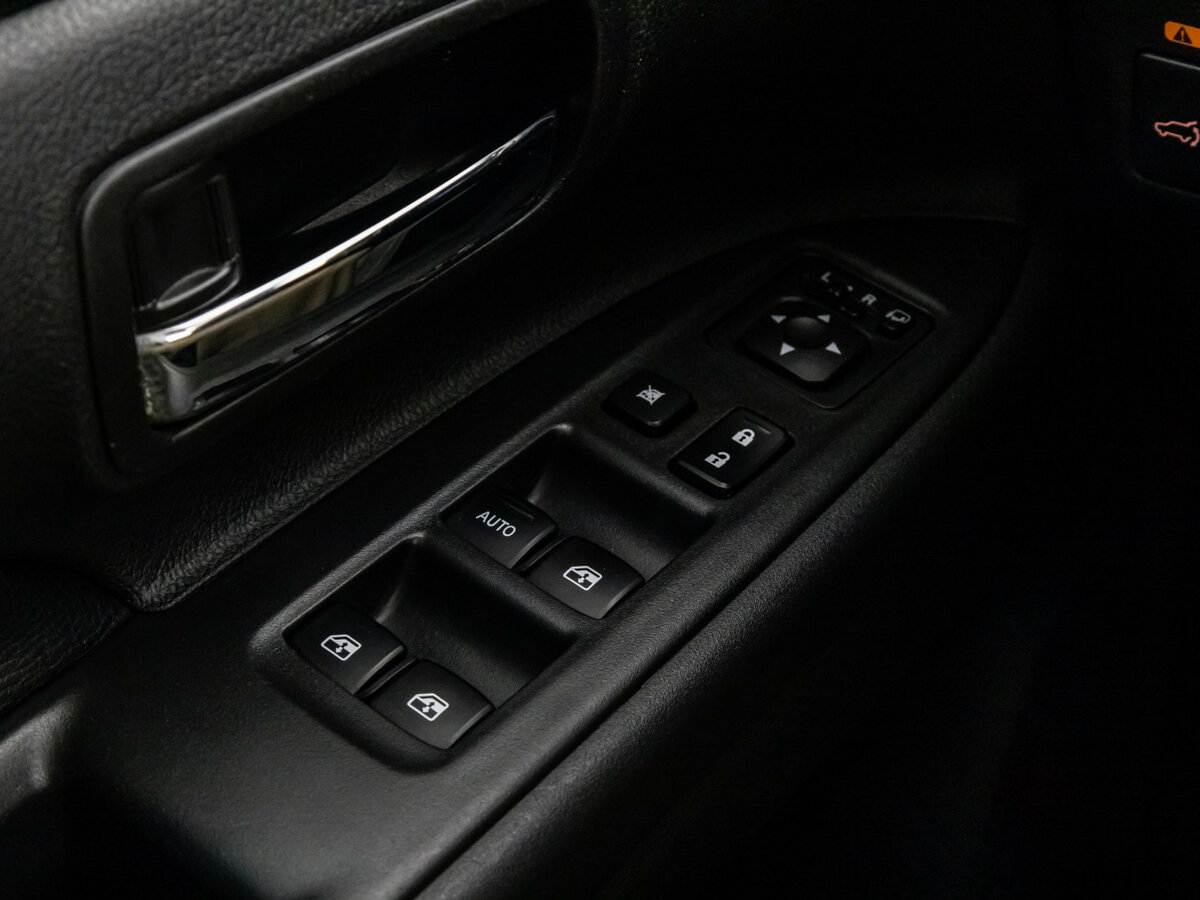 Б/У Митсубиши Оутлэндер 2018 года. Фото: #14