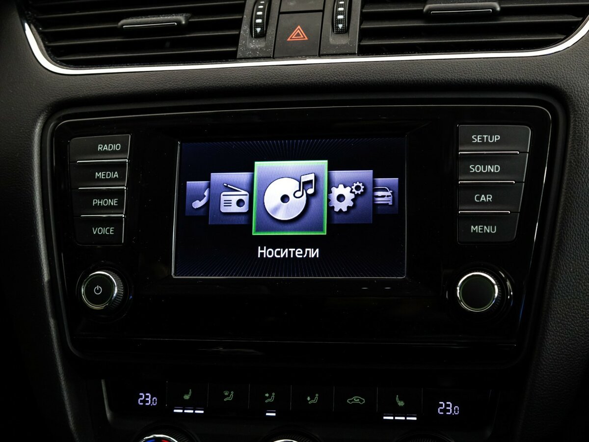 Б/У Шкода Октавия 2014 года. Фото: #11