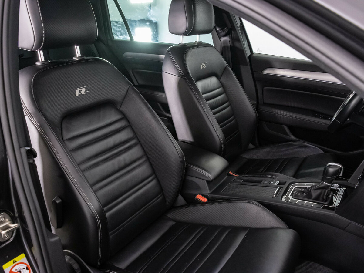 Б/У Фольксваген Пассат 2018 года. Фото: #23