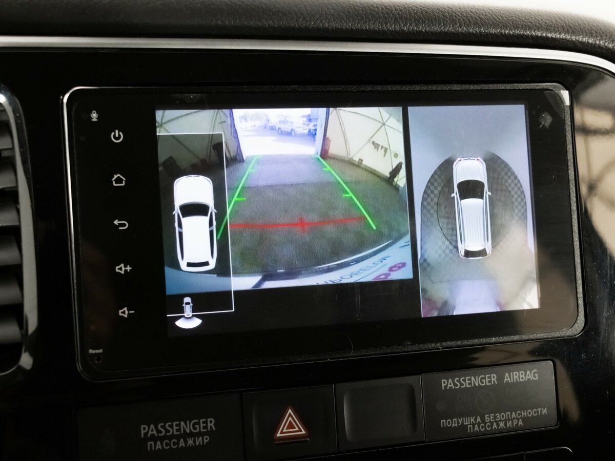 Б/У Митсубиши Оутлэндер 2017 года. Фото: #17