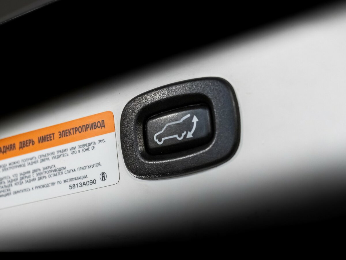 Б/У Митсубиши Оутлэндер 2017 года. Фото: #29