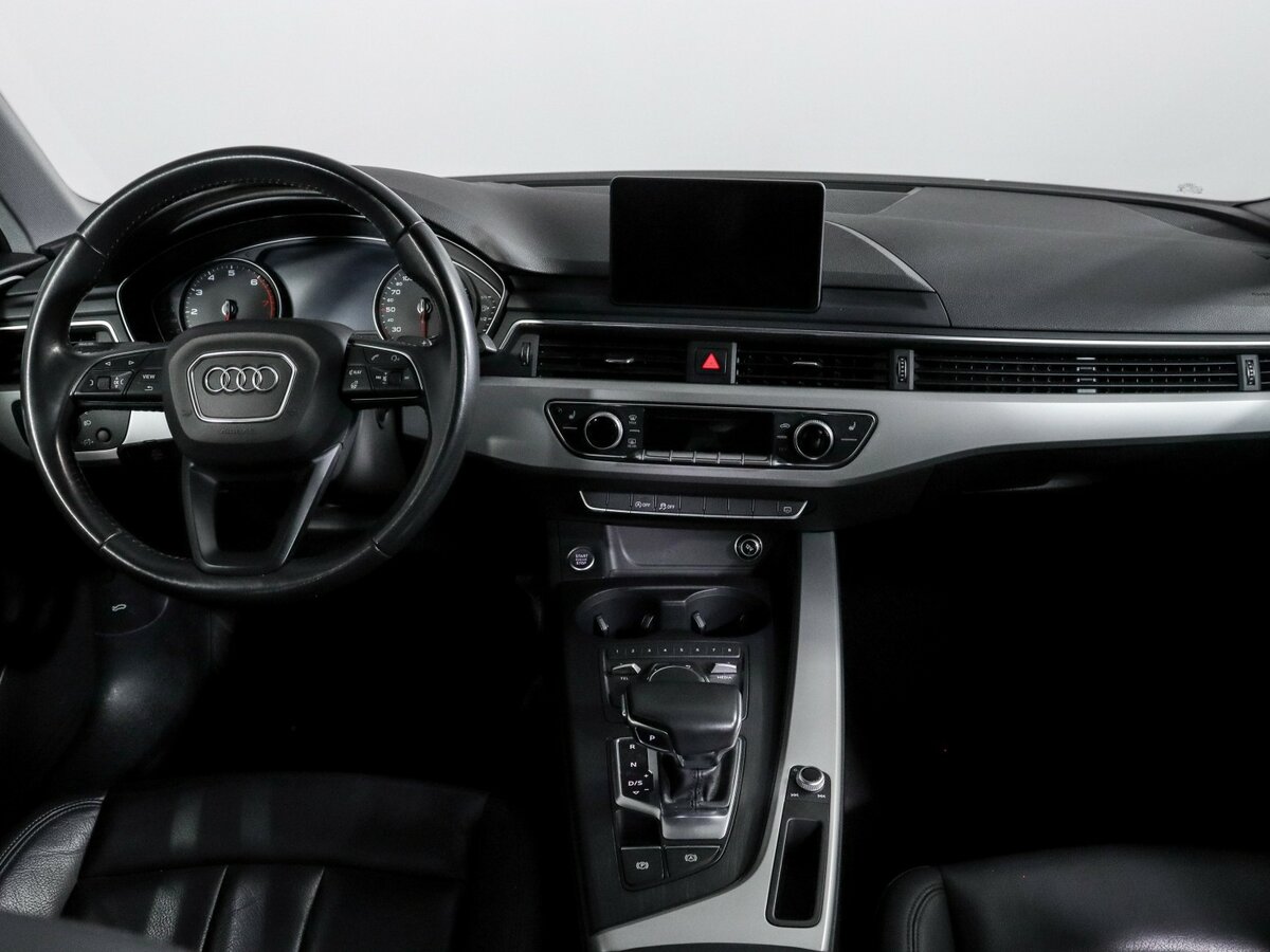 Б/У Ауди А4 2019 года. Фото: #9