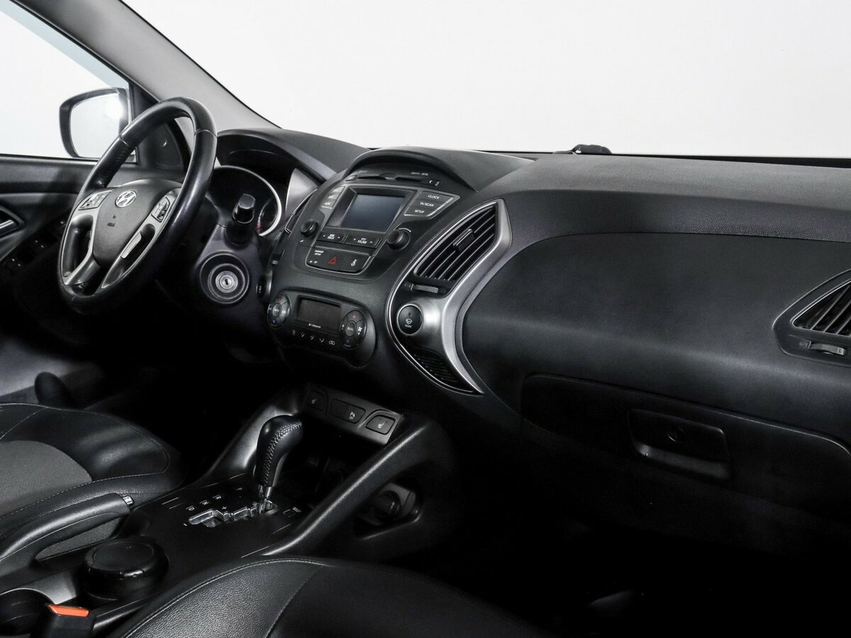 Б/У Хендай ай-икс35 2014 года. Фото: #6