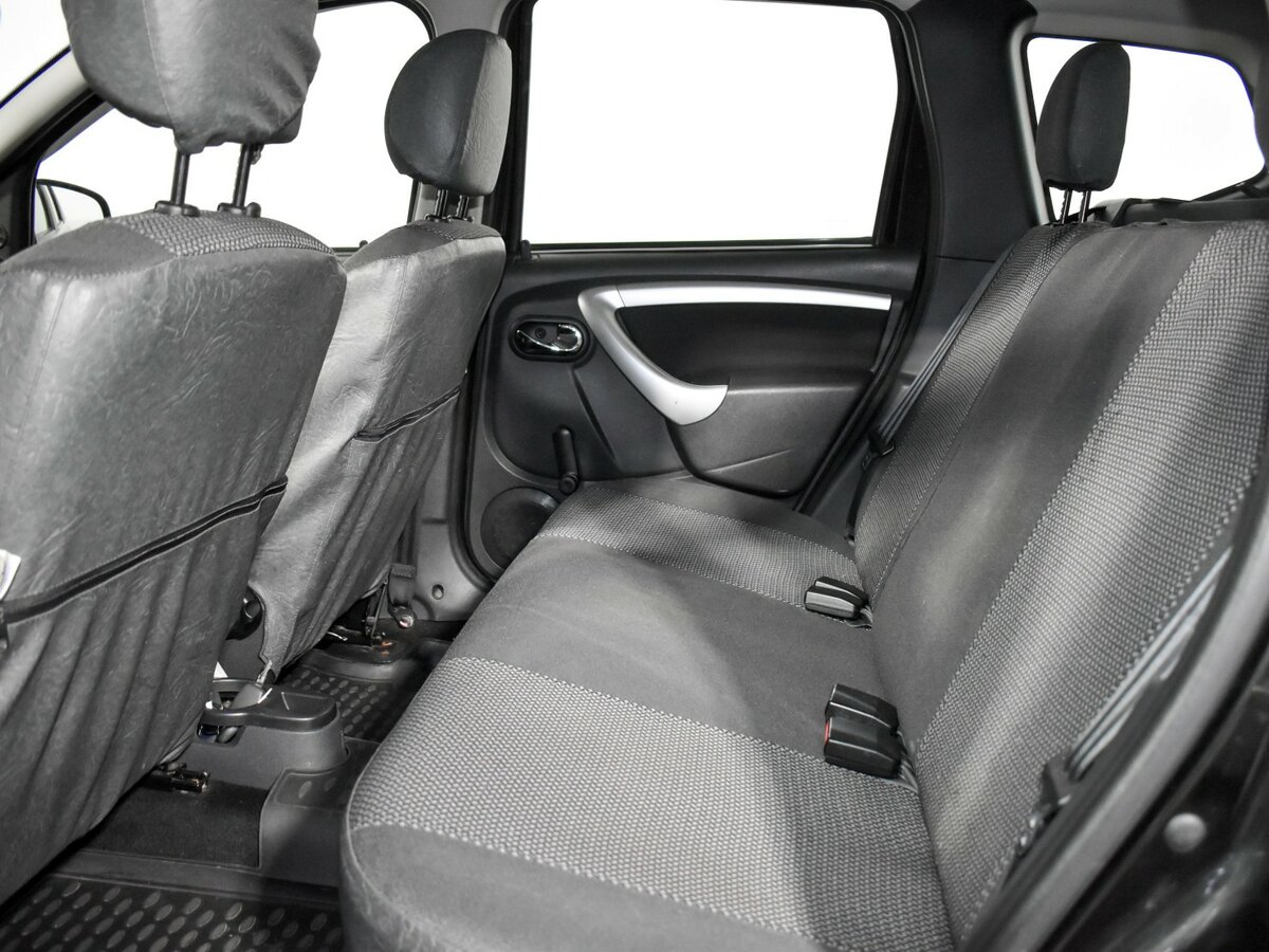 Б/У Ниссан Террано 2015 года. Фото: #10