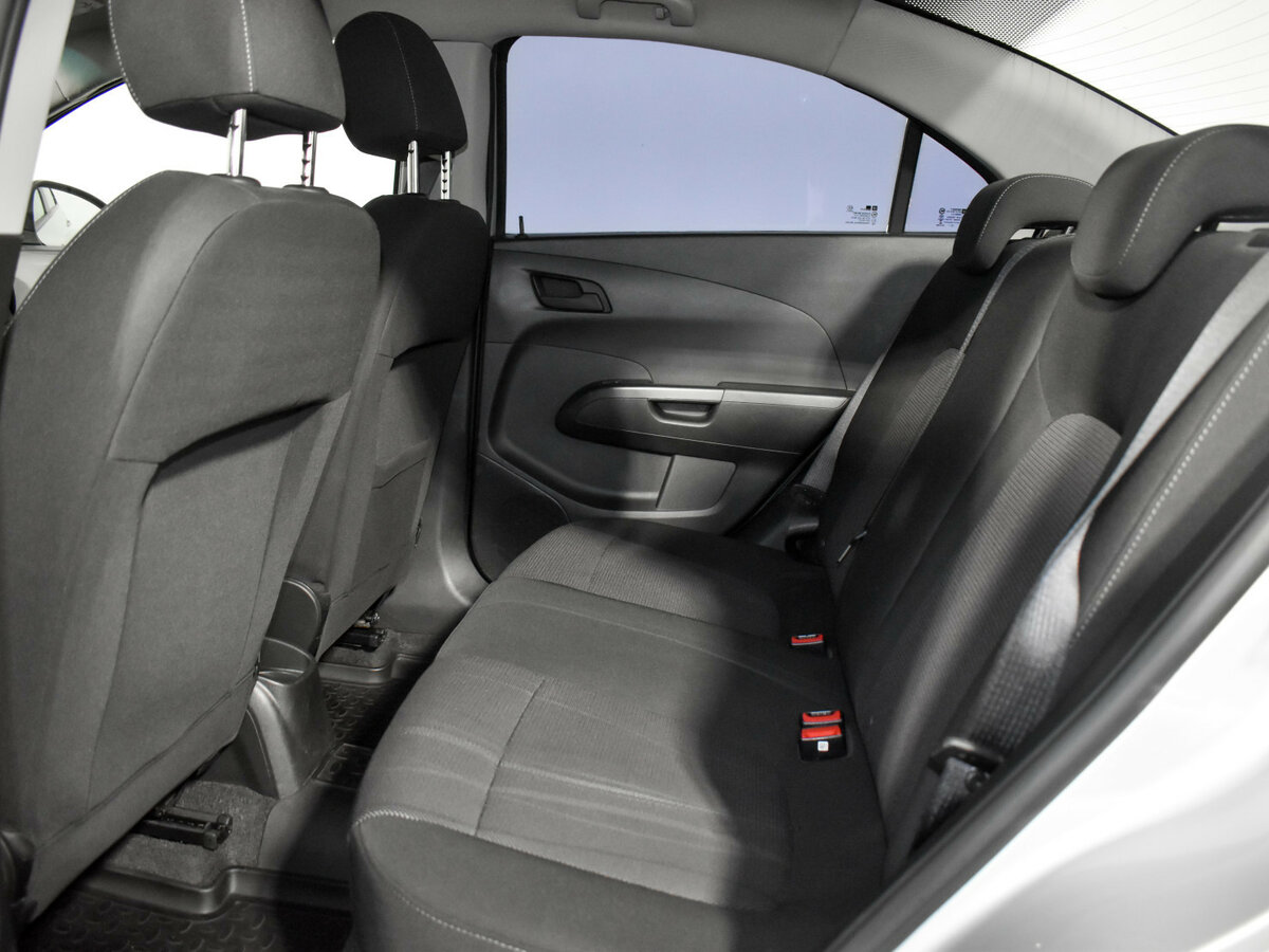 Б/У Шевроле Авео 2014 года. Фото: #10