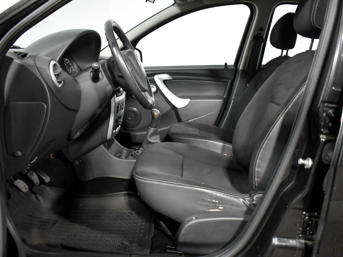 Б/У Рено Сандеро 2012 года. Фото: #10