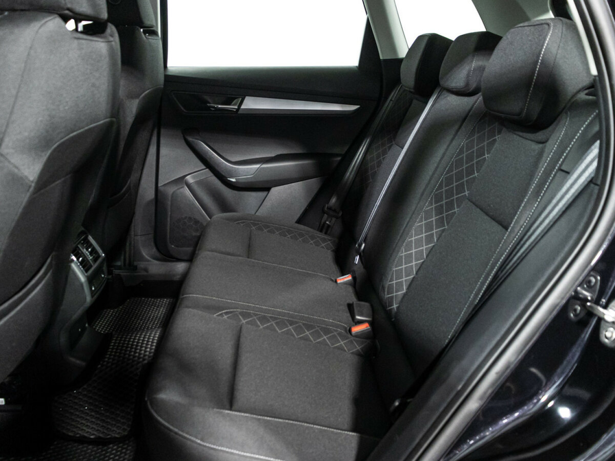 Б/У Шкода Карок 2021 года. Фото: #9