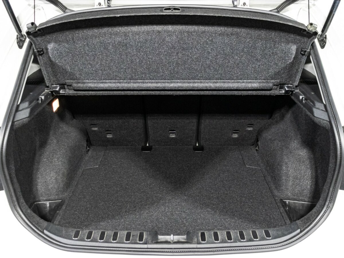 Б/У БМВ Икс1 2013 года. Фото: #13