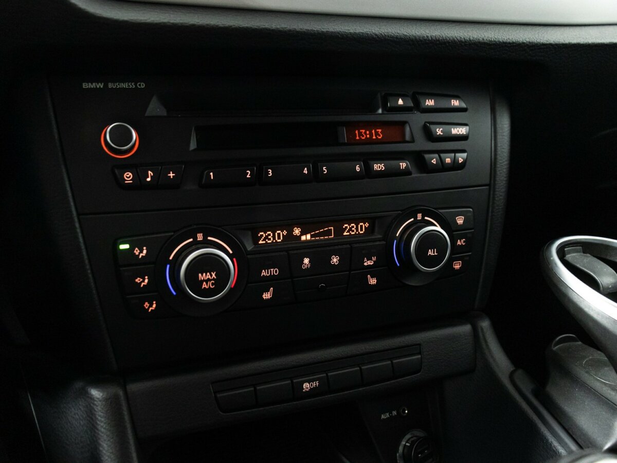 Б/У БМВ Икс1 2013 года. Фото: #14