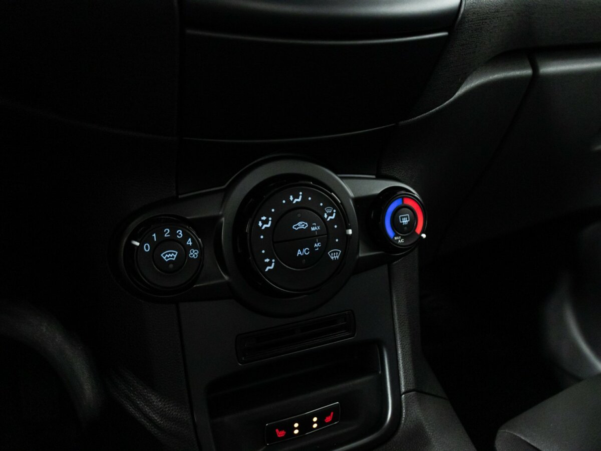 Б/У Форд Фиеста 2016 года. Фото: #13