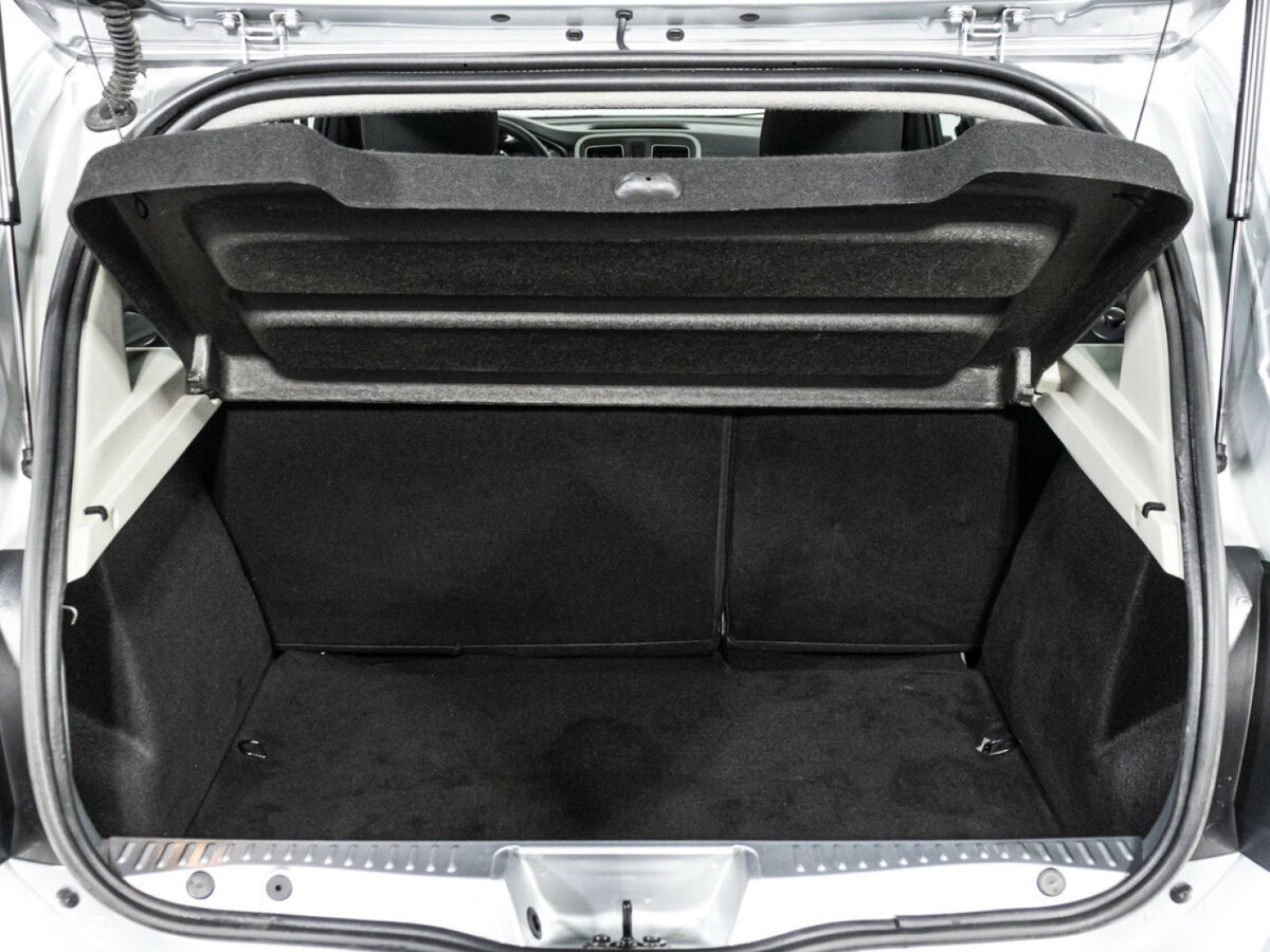 Б/У Рено Сандеро 2022 года. Фото: #17