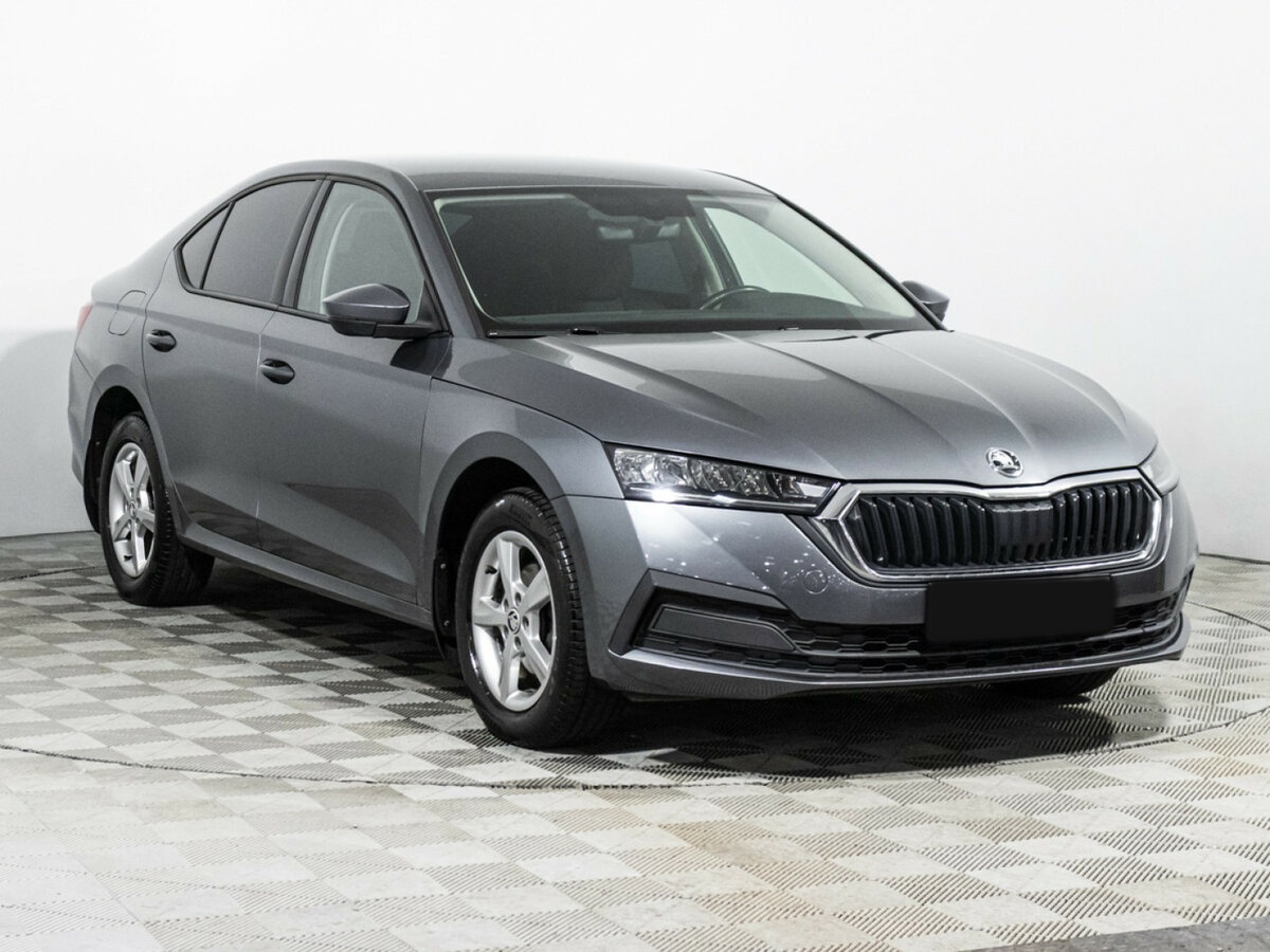 Б/У Шкода Октавия 2021 года. Фото: #2